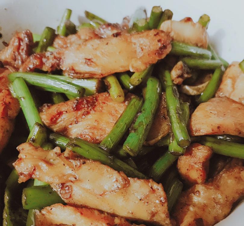 蒜苔炒鸡脯肉（少盐低脂）