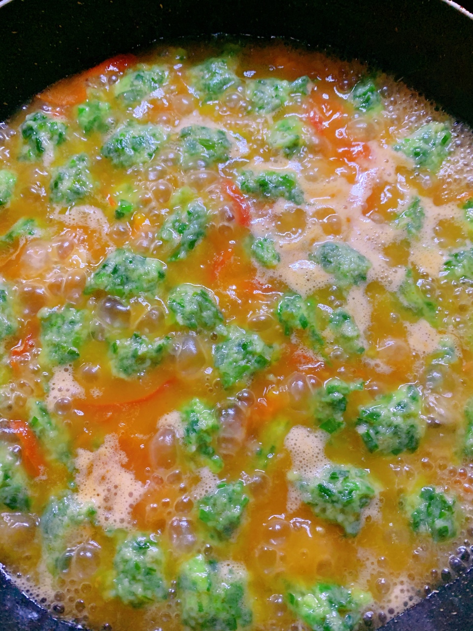 番茄韭菜丸子汤的做法
