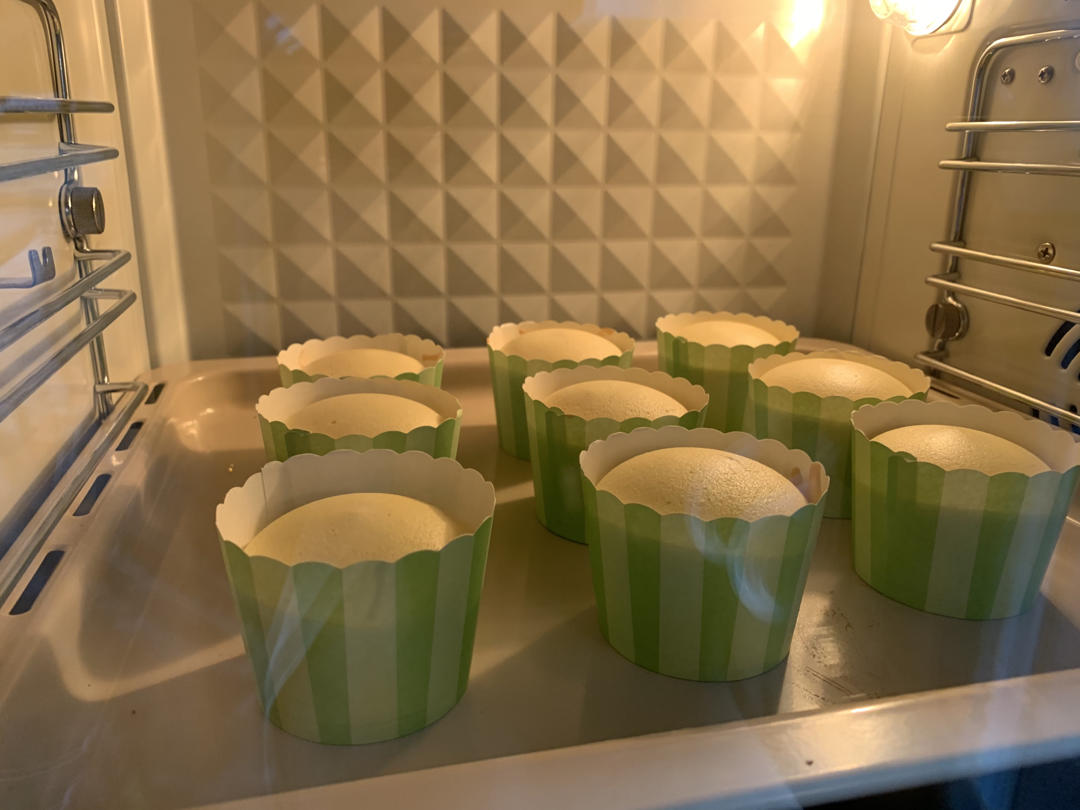 纸杯蛋糕 8寸戚风蛋糕的量