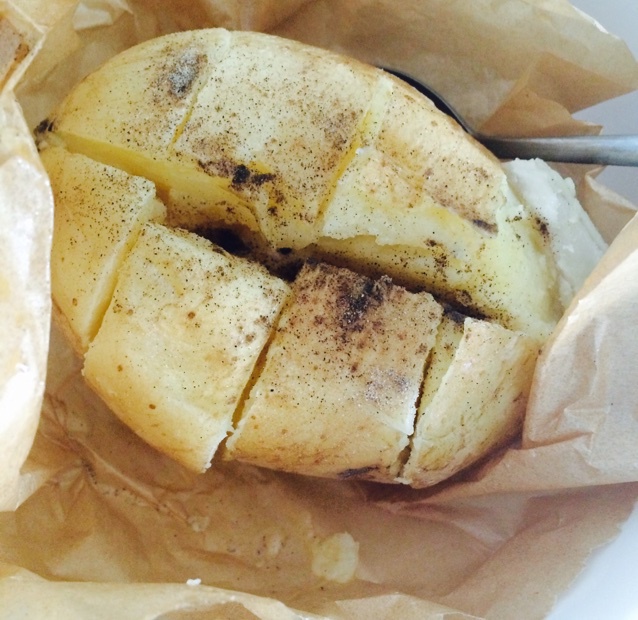 科达·布莱克的超快手烤土豆（微波炉/烤箱）