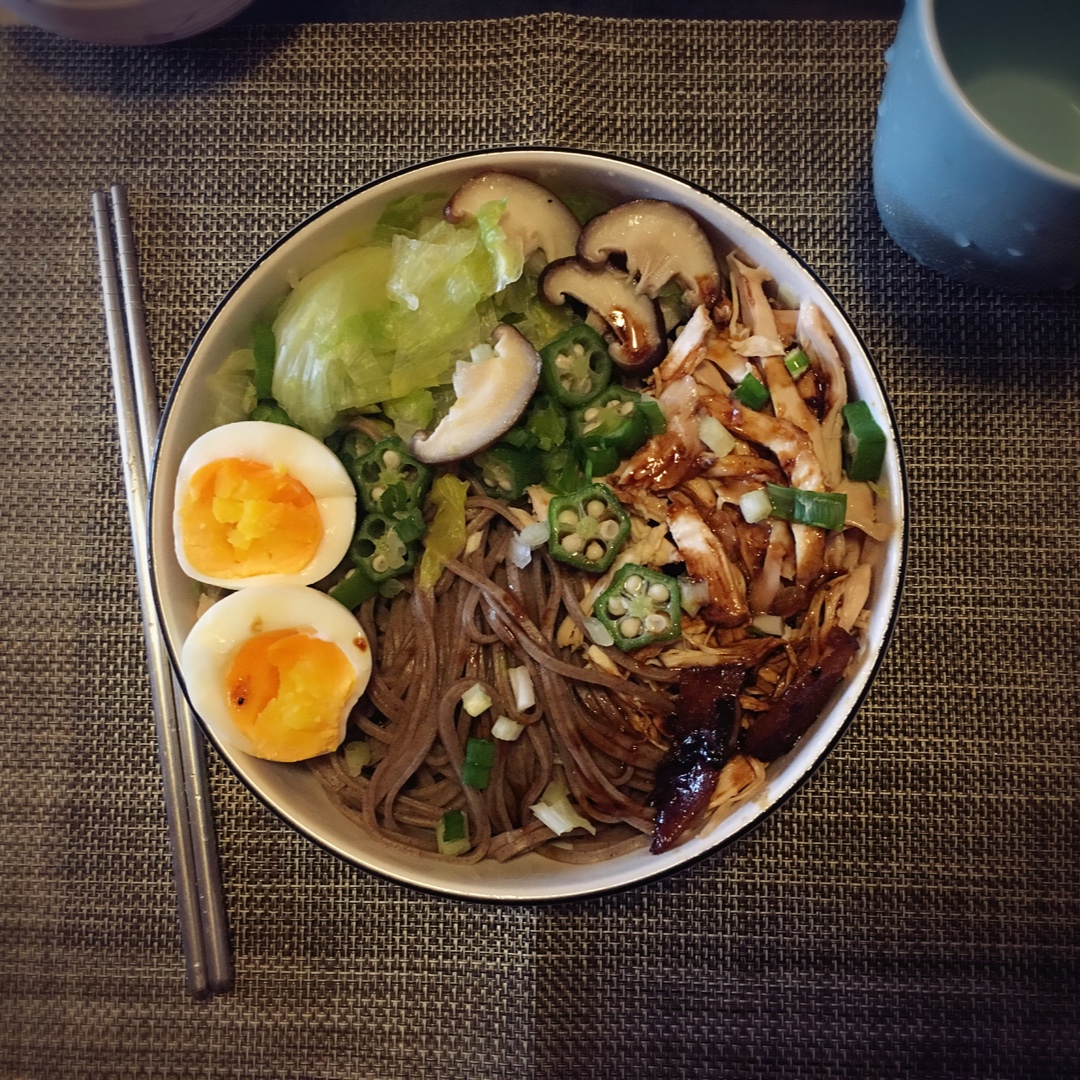 香菇鸡丝面