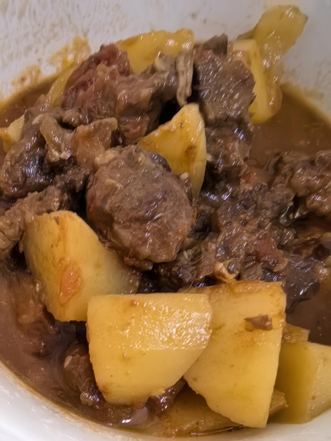 番茄土豆炖牛腩
