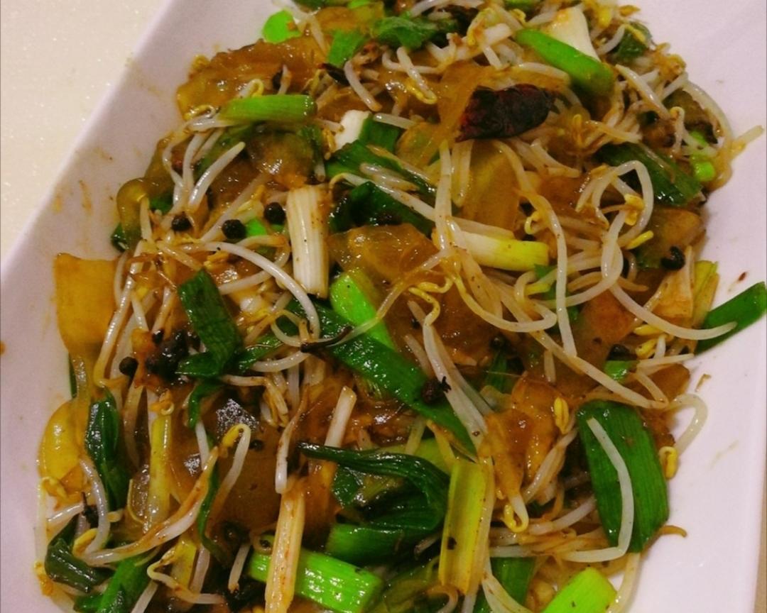 粉皮炒绿豆芽