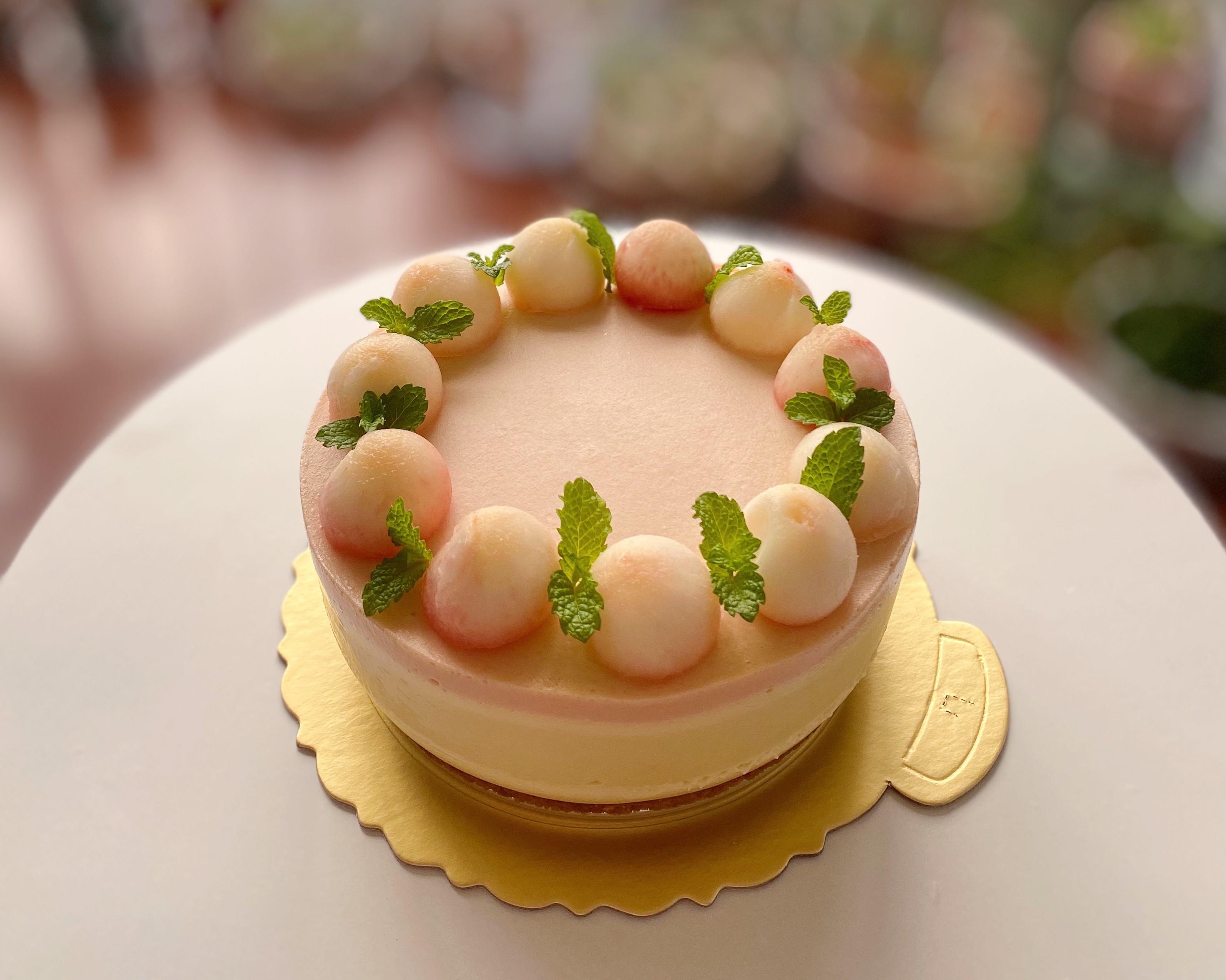 桃子的诱惑：蜜桃慕斯蛋糕的做法