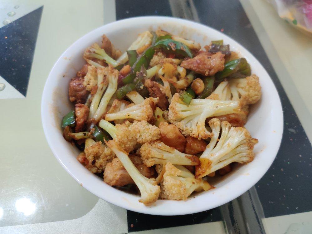 干煸菜花（花菜炒肉）