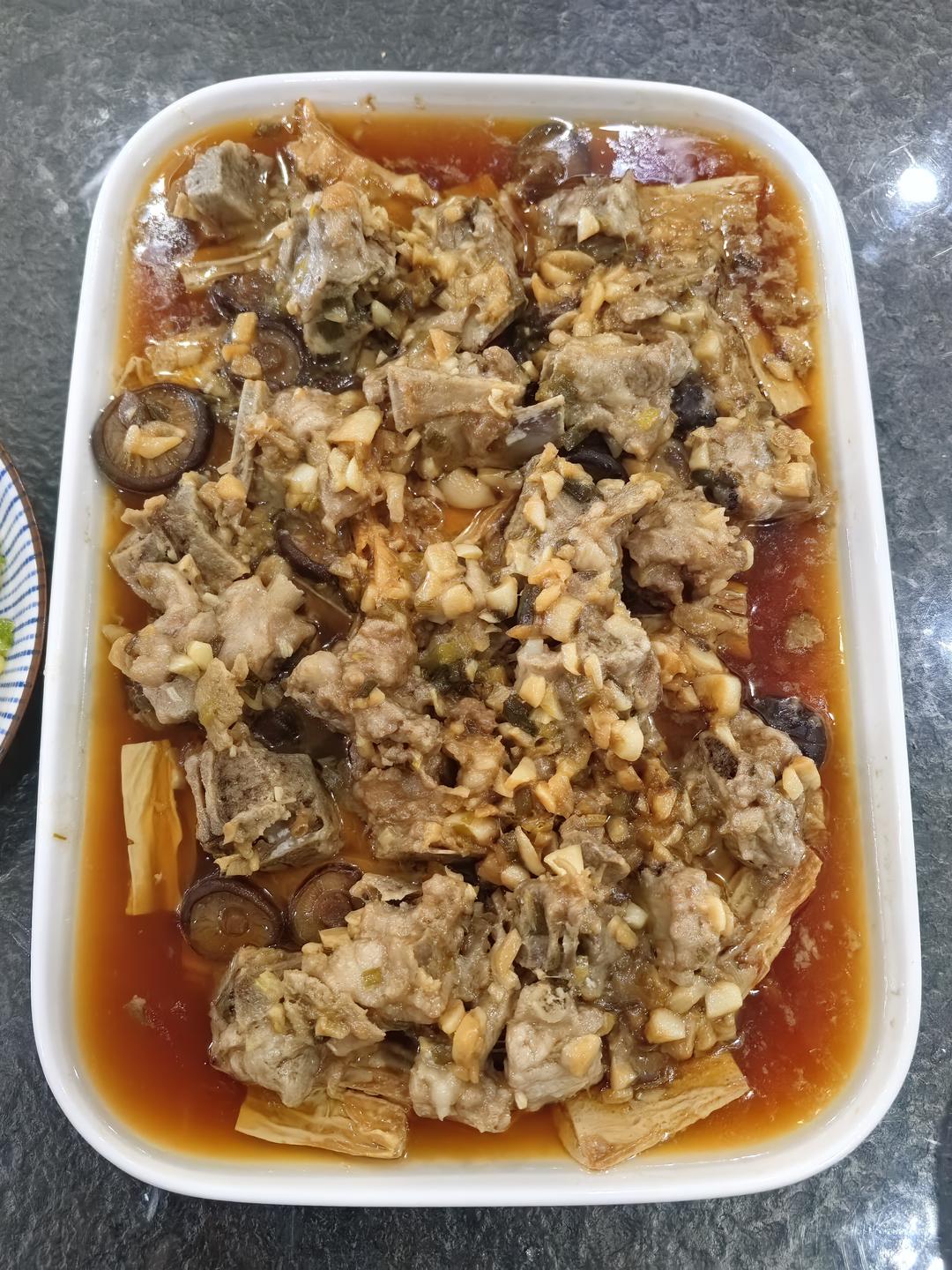 广东家常菜|腐竹蒸排骨