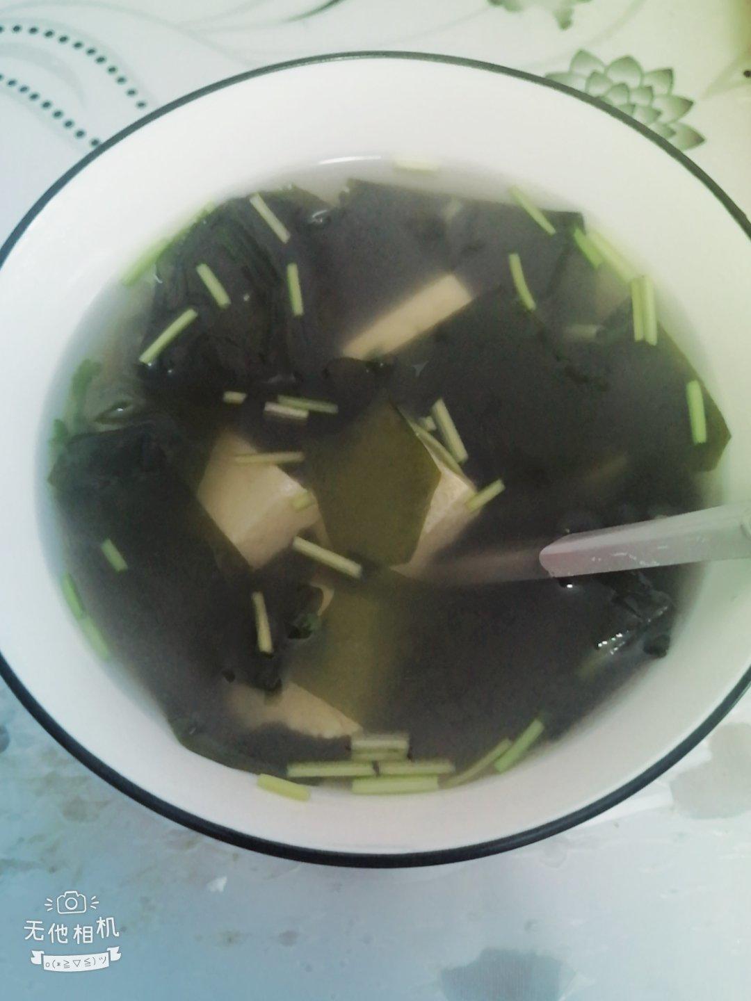冻豆腐海带汤