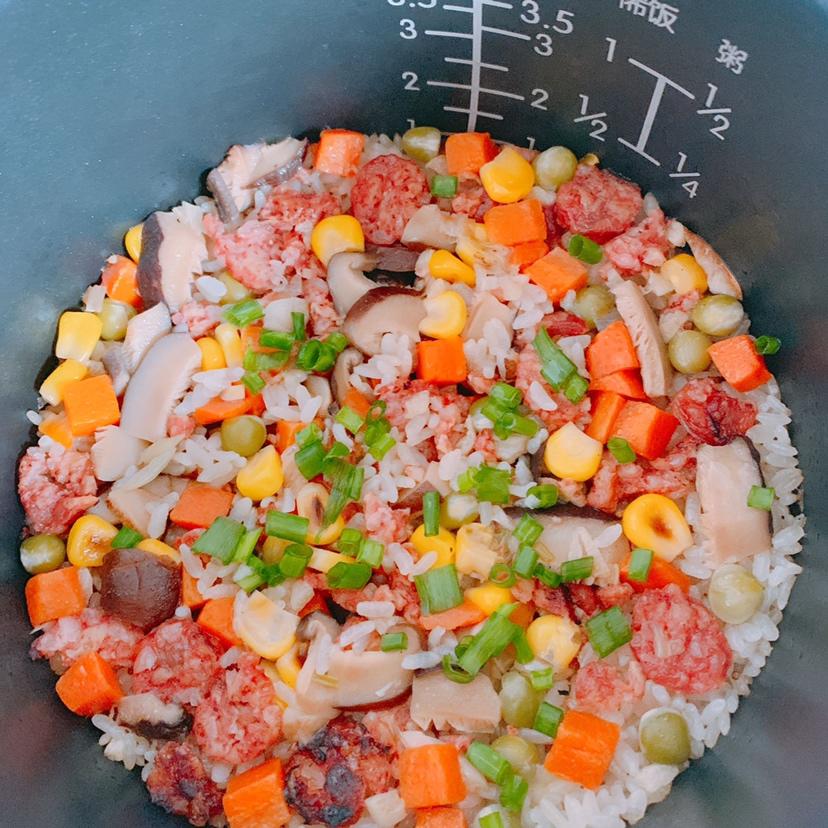 懒人必备～电饭煲腊肠焖饭