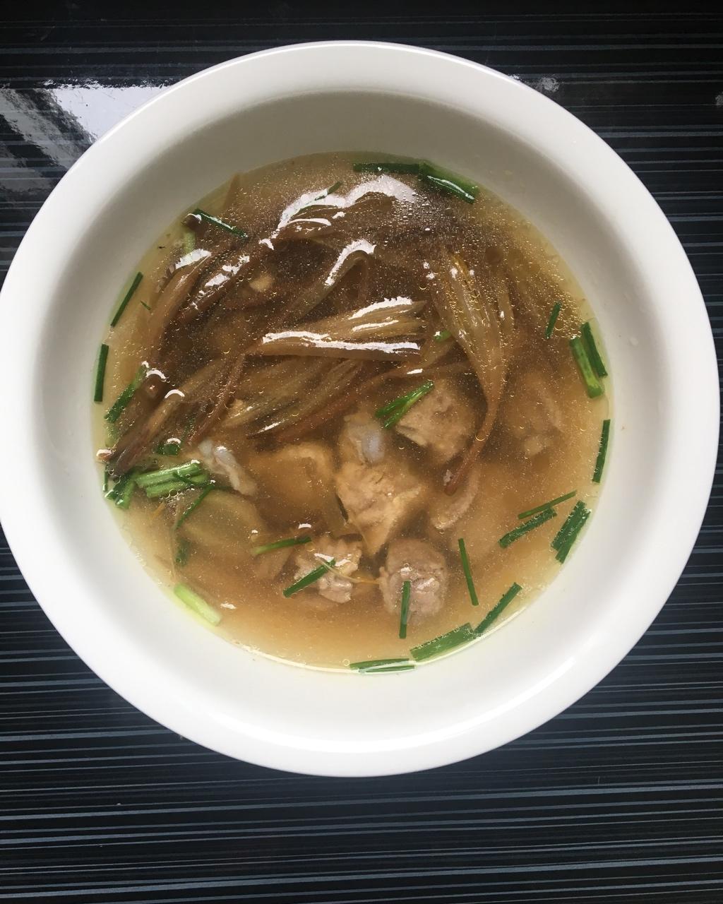 黄花菜排骨汤