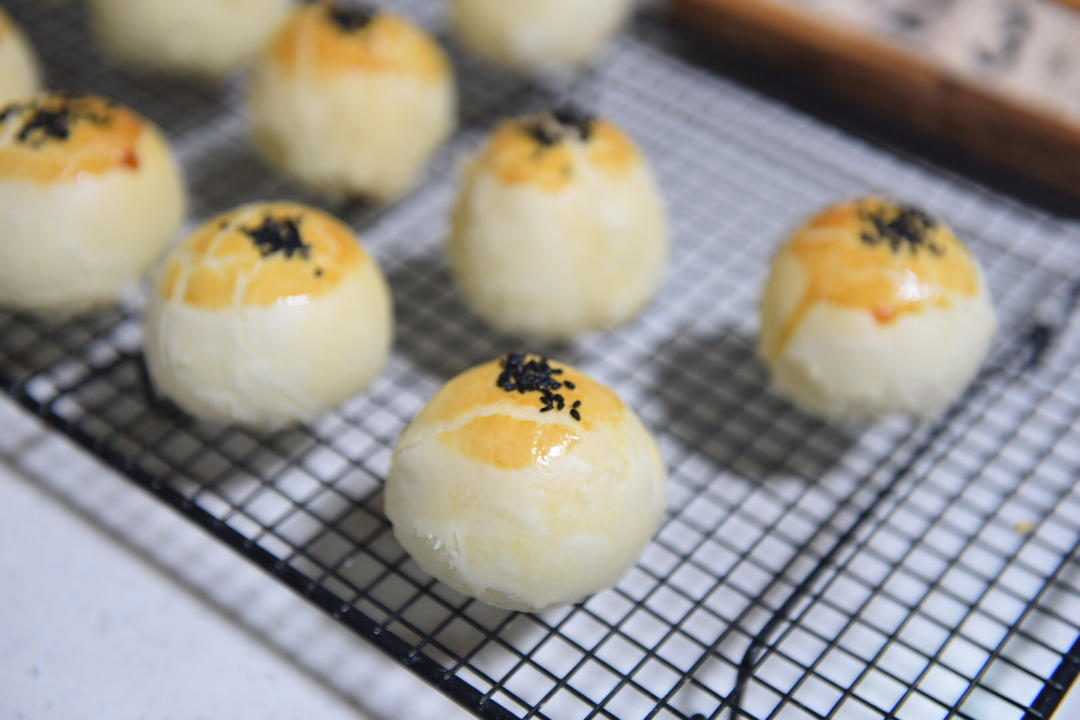 蛋黄酥酥酥（超级奶香黄油版）