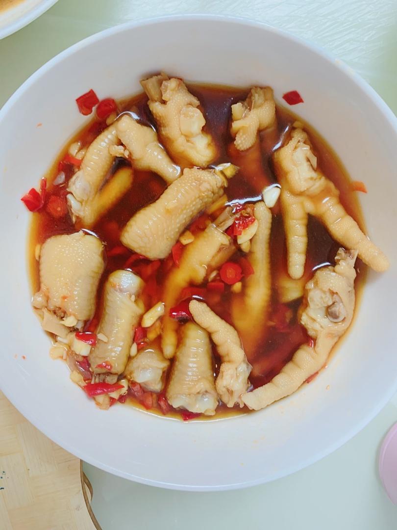 绝对不会后悔的酸辣鸡爪