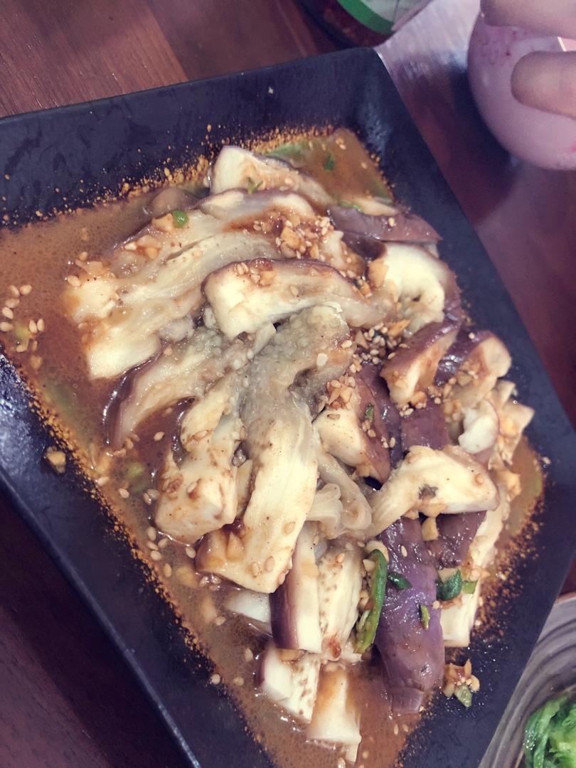 手撕茄子，简单拌一下比炒的还有味儿~