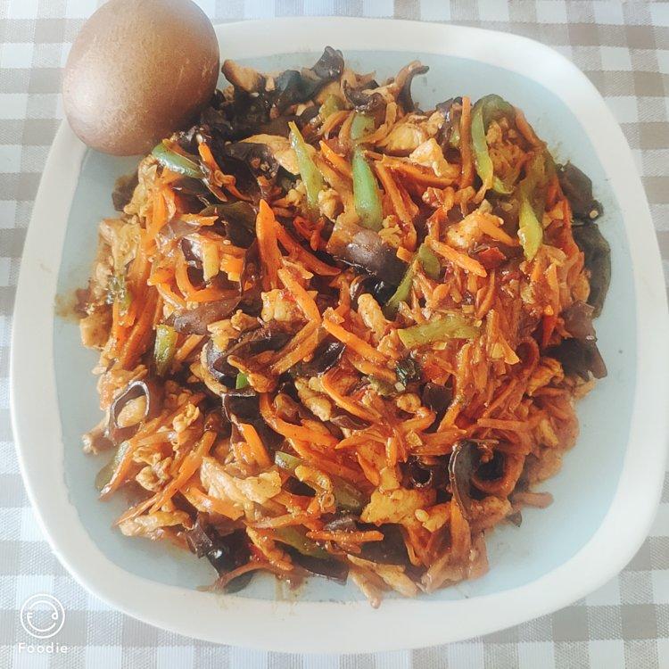 超好吃的鱼香肉丝（做法相当简单，一看就会）