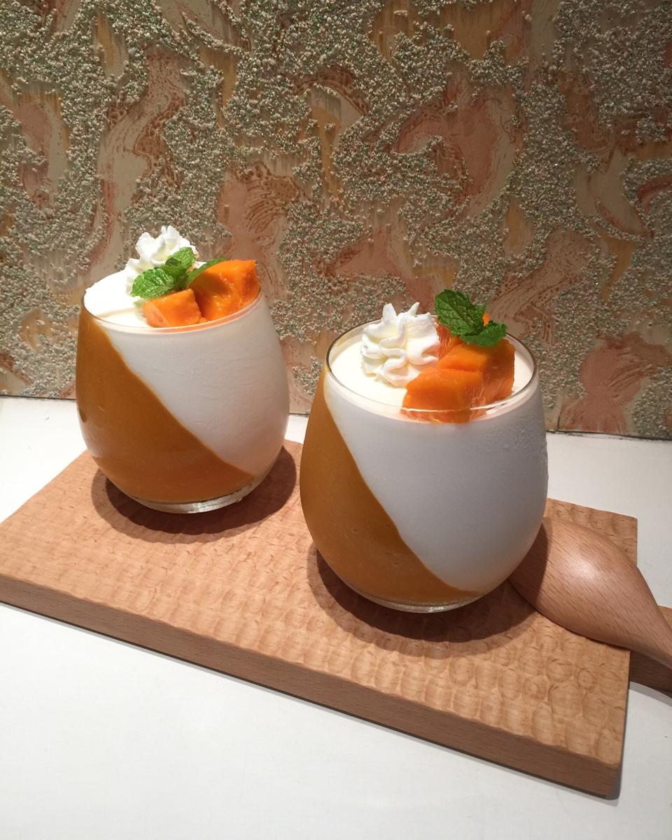 erinana做的芒果慕斯杯