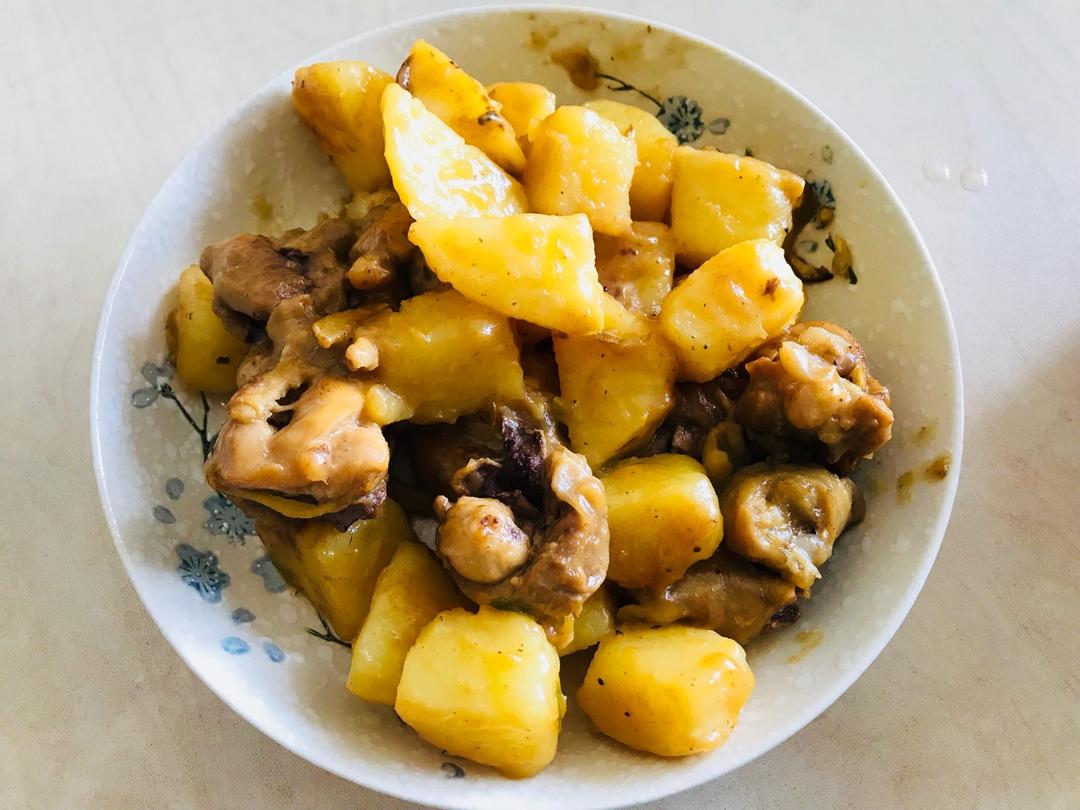 土豆焖鸡腿