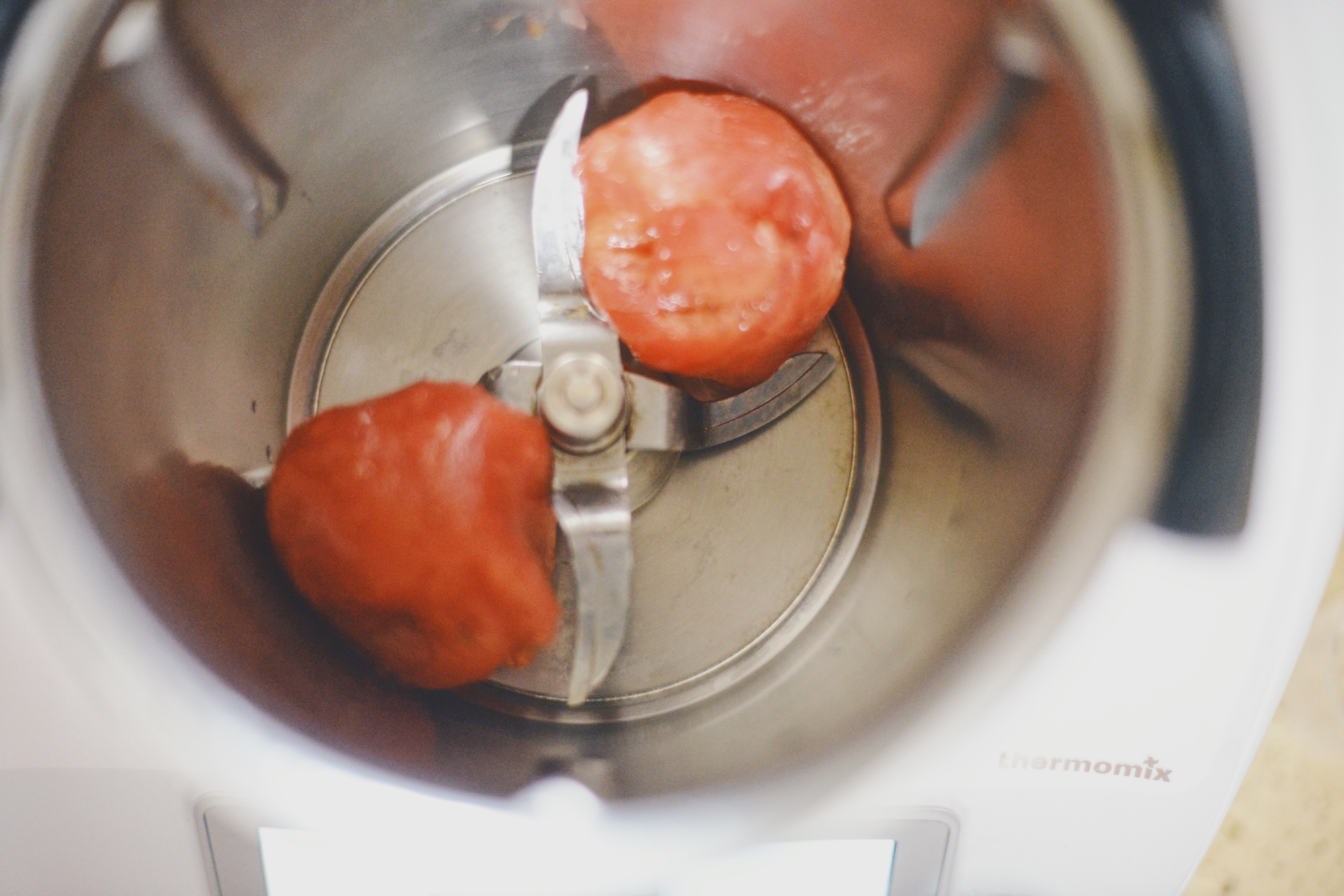 一碗治愈的番茄鸡蛋炝锅面的做法 步骤1