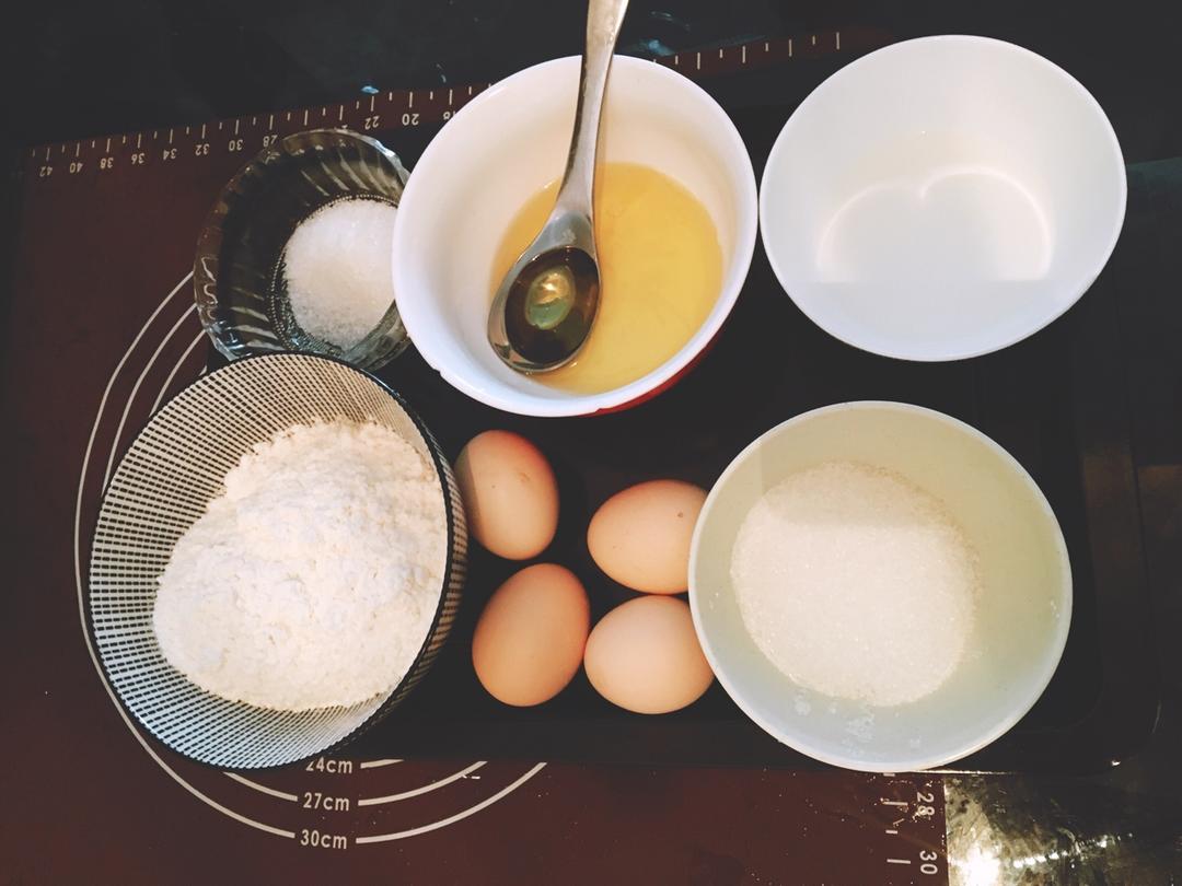 原味戚风纸杯蛋糕（烤箱做纸杯蛋糕）