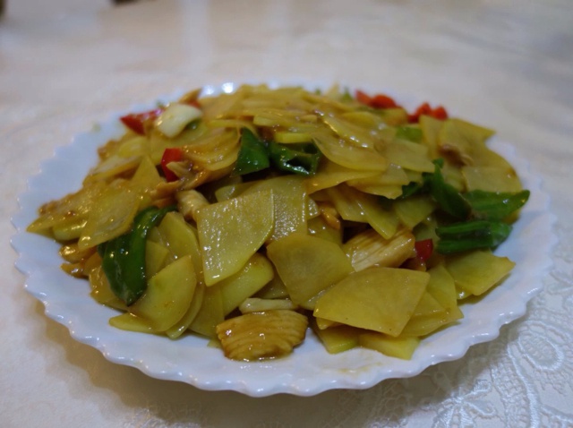 肉炒青椒土豆片