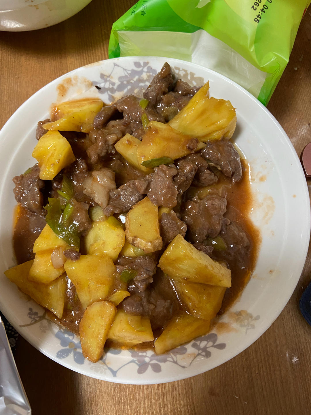 特开胃牛肉炒菠萝
