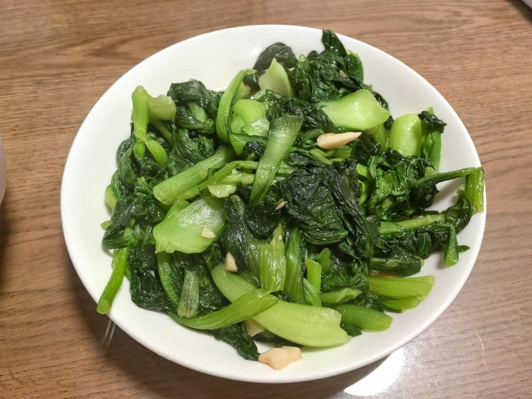 清炒鸡毛菜 清炒各种绿色