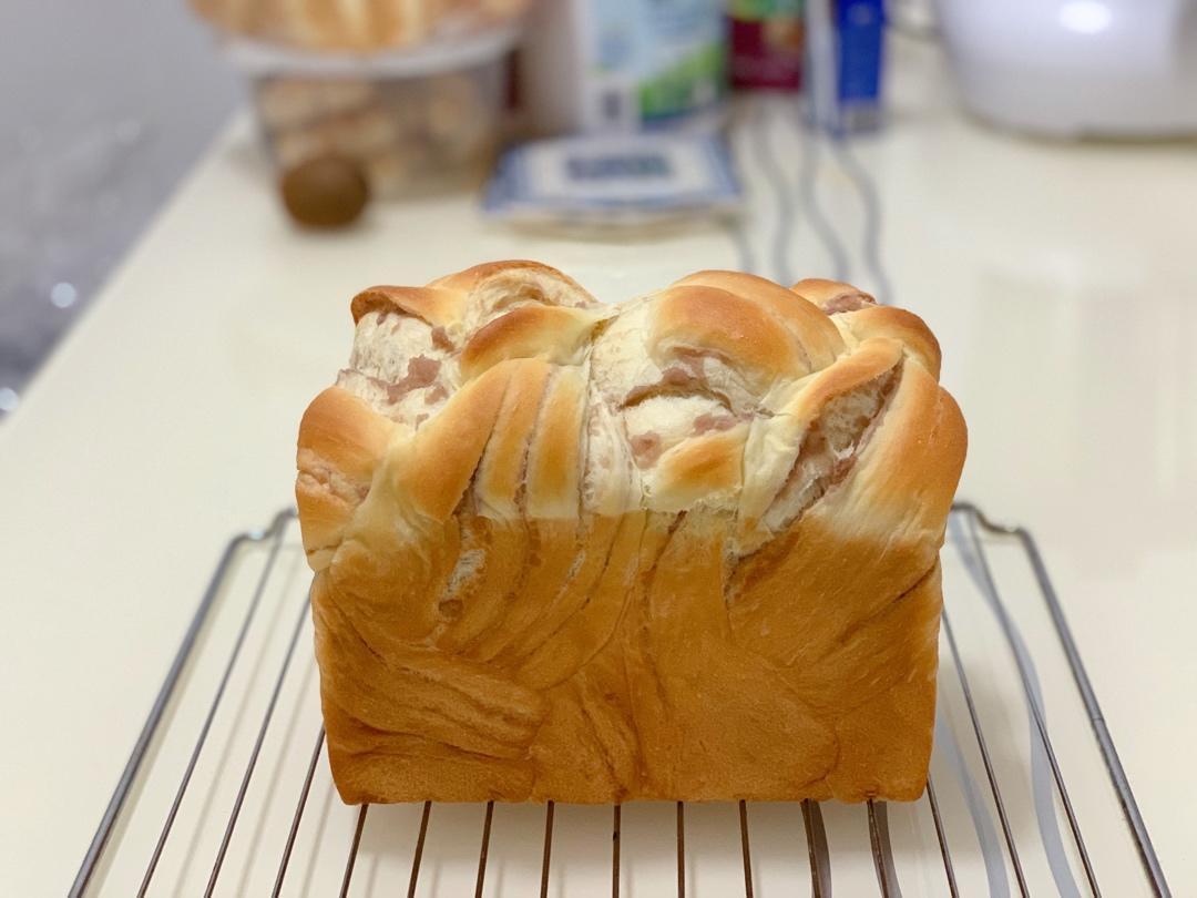 香芋牛奶手撕方包