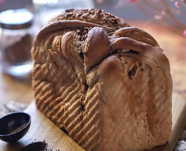 碧根果咖啡奶酪黑糖巧克力吐司的做法