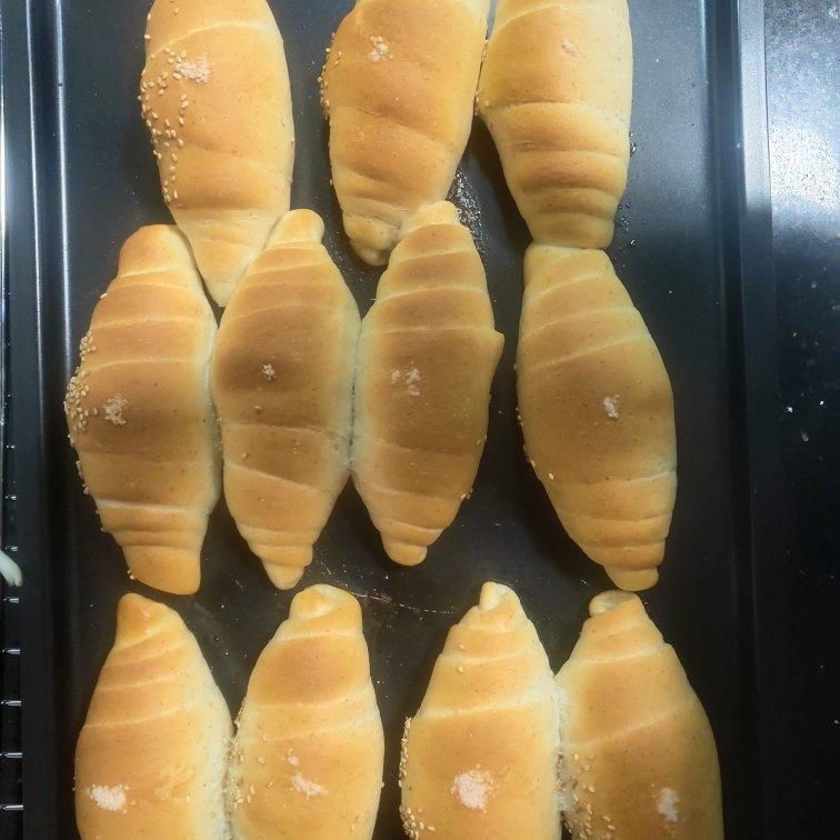 全麦芝麻盐面包