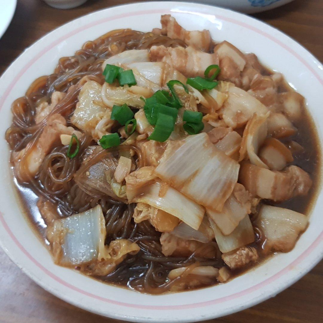 【猪肉炖粉条】猪肉粉条大白菜，家家烧人人爱！
