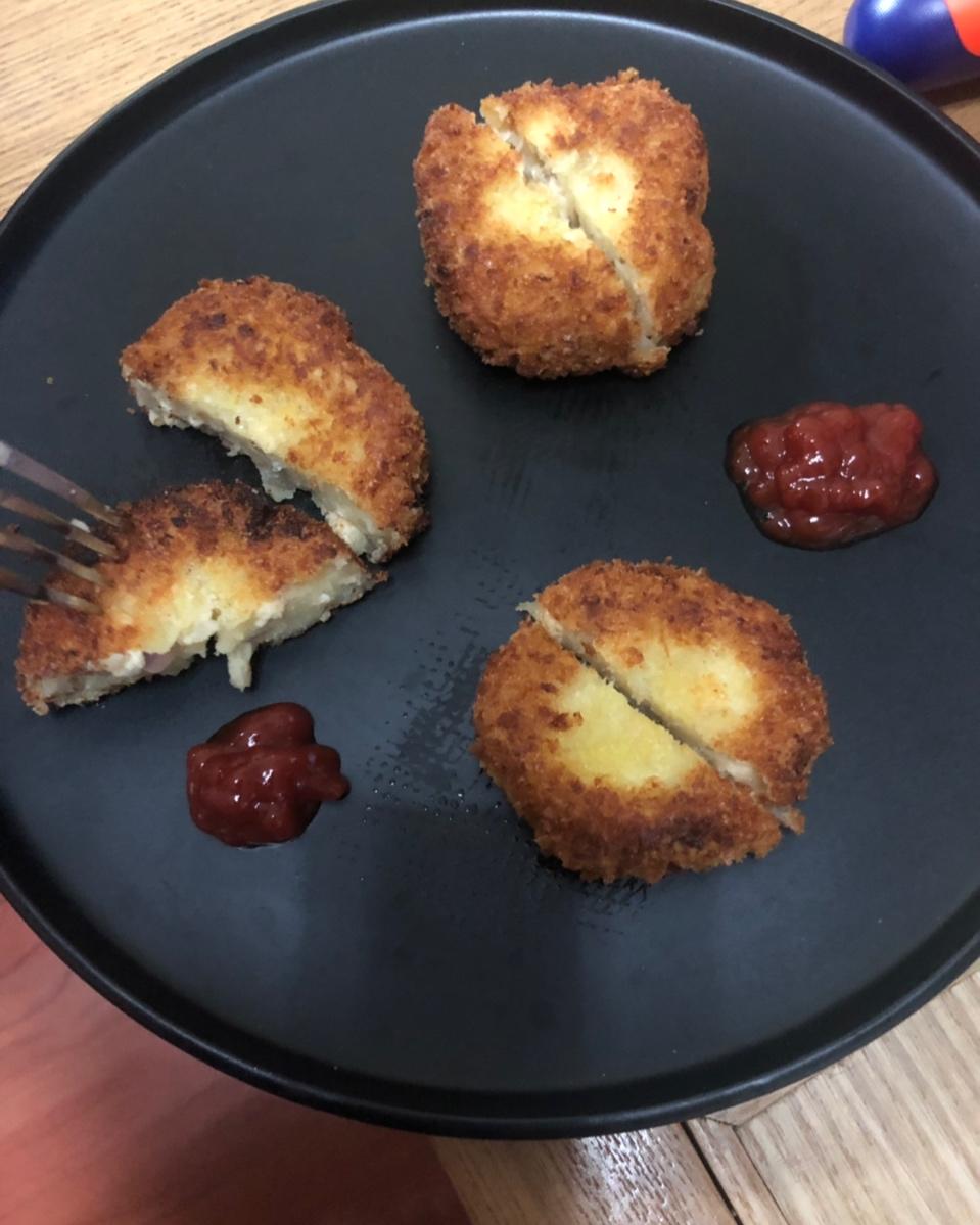 鸡胸肉可乐饼