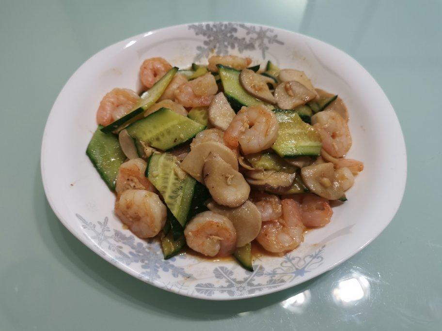 杏鲍菇黄瓜炒虾仁