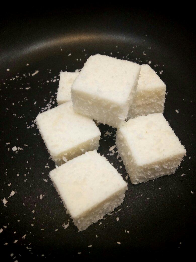 完胜85度C牛奶椰丝小方