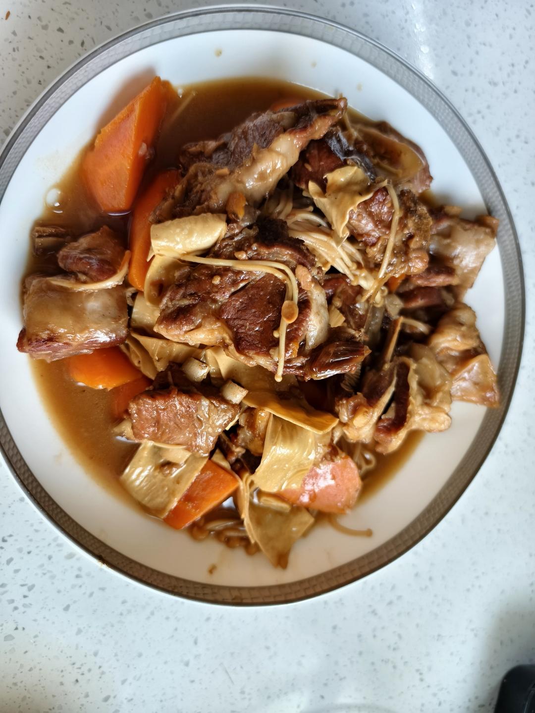 红焖羊排