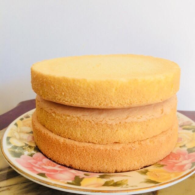 jolie-laide新做的私房小技能分享:如何烤出更高的蛋糕胚