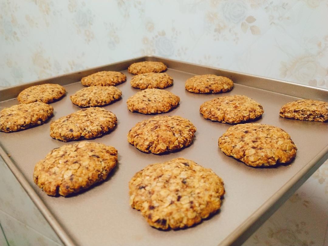 红糖燕麦饼干的做法