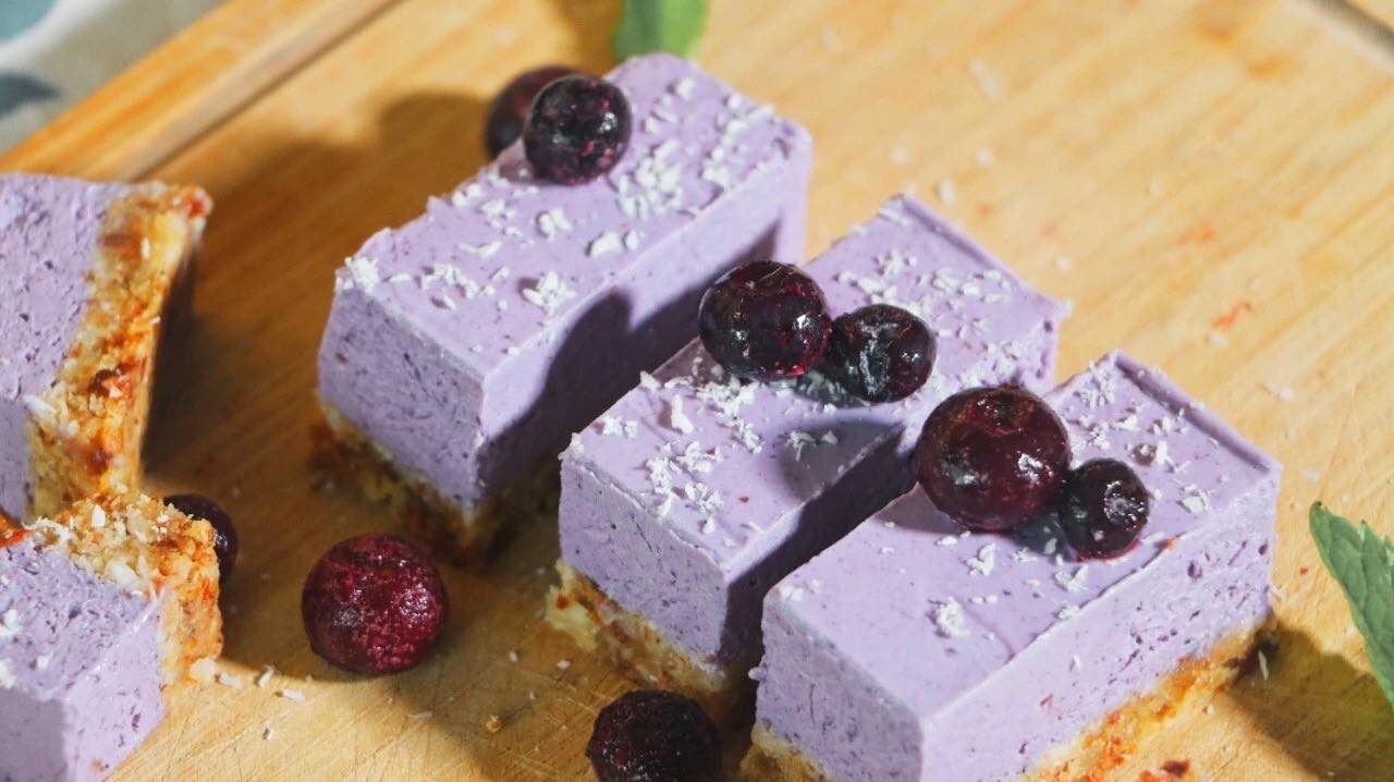 纯素免烤箱冰淇淋蛋糕 蓝莓芝士口味的做法