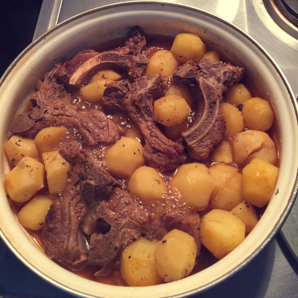 川味土豆烧排骨