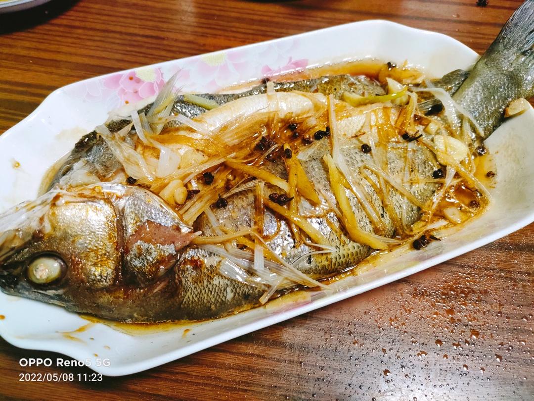 清蒸鲈鱼