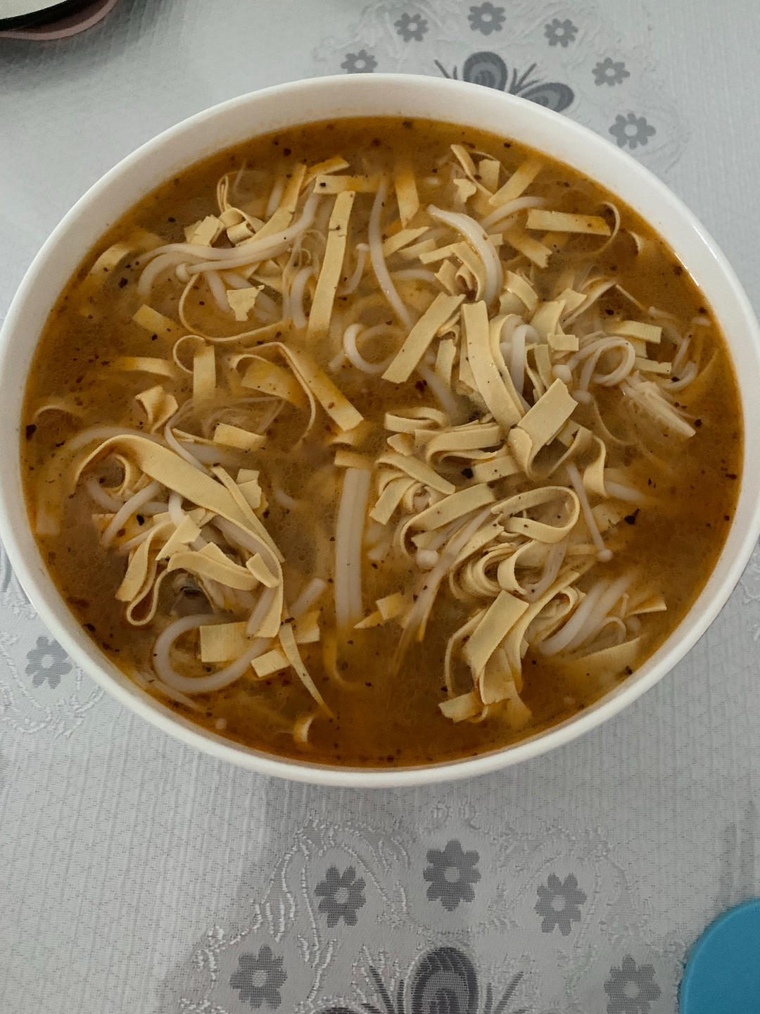 一屋，二人，三餐，四季
