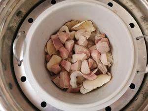 海底椰银耳苹果瘦肉汤的做法 步骤8
