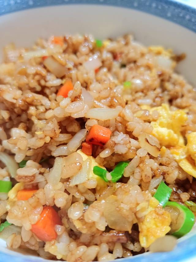 好吃到停不下来的酱油蛋炒饭