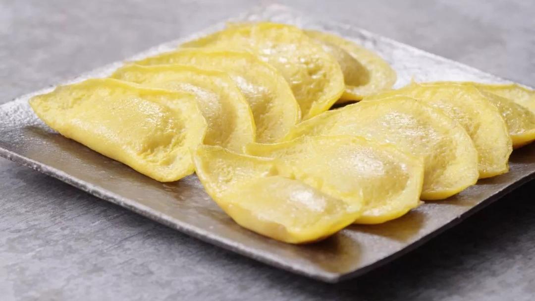 煎蛋：一双筷子一把勺，轻轻松松做蛋饺！