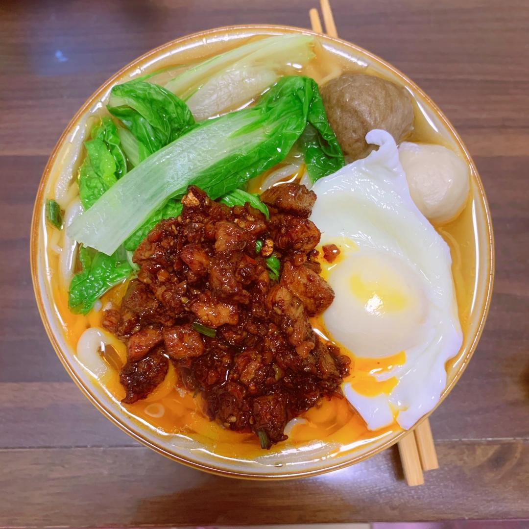 【小高姐】手擀肉臊面  手工做出口感劲道的擀面条