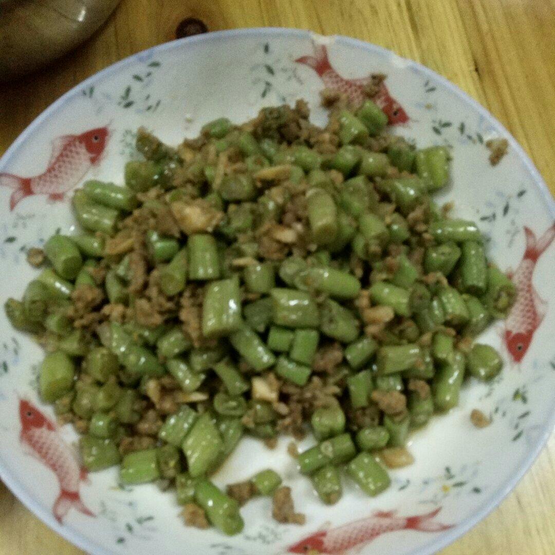 超简单的下饭菜🔥肉末豆角，好吃到流泪