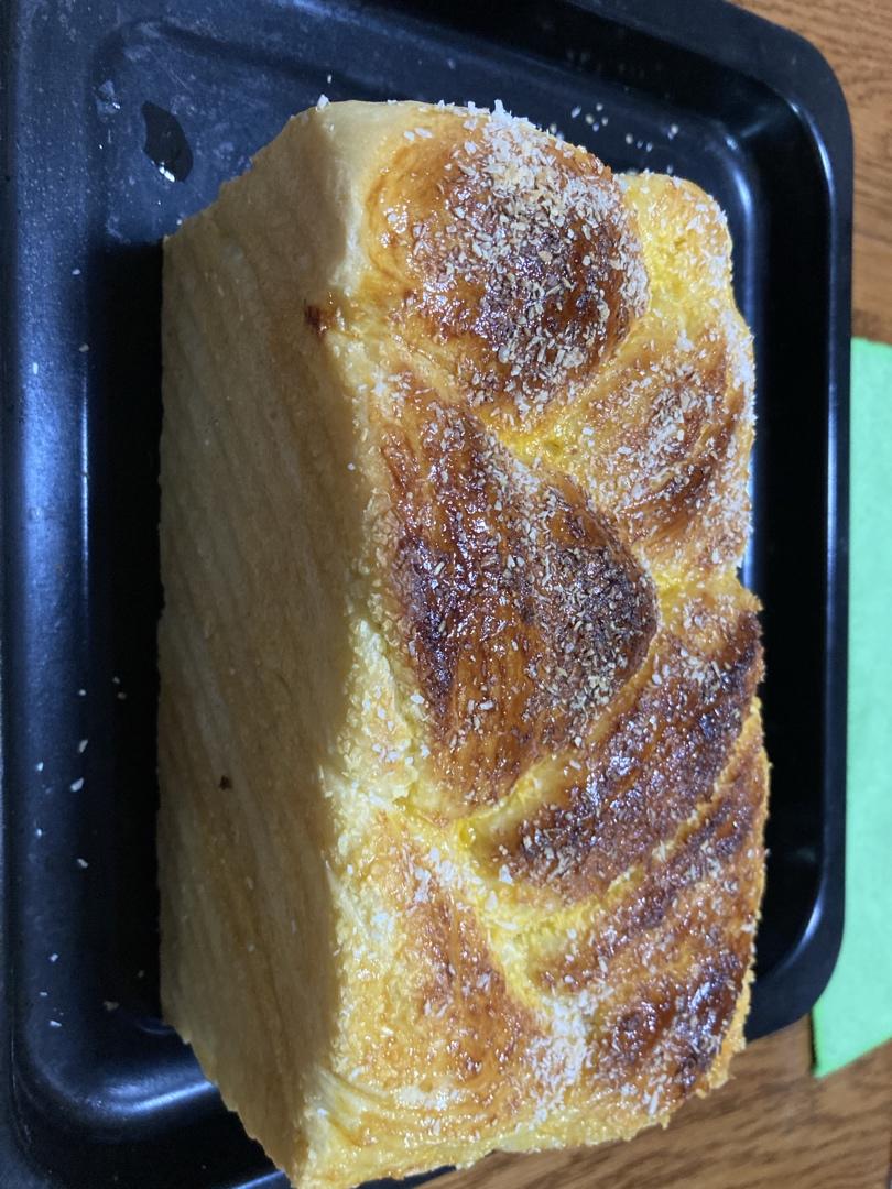 视频菜谱：做过几百次的椰蓉吐司面包