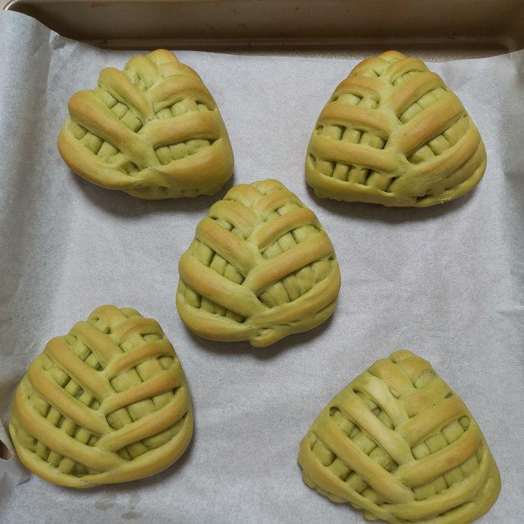 抹茶红豆包