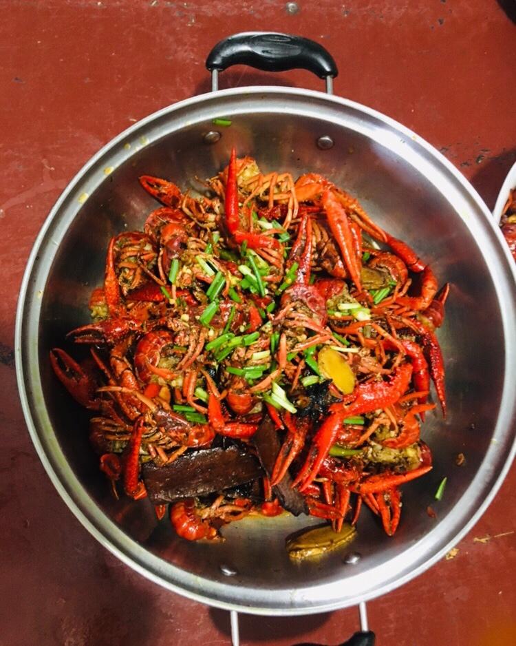 小龙虾超详细清洗处理及麻辣/蒜香做法
