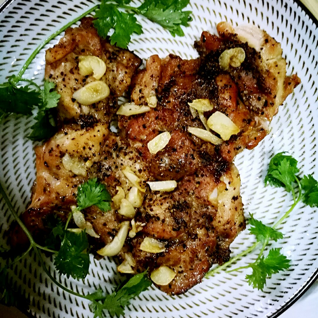 蒜香鸡腿排
