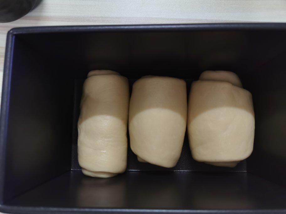 吐司，奶香手撕面包，超级香浓