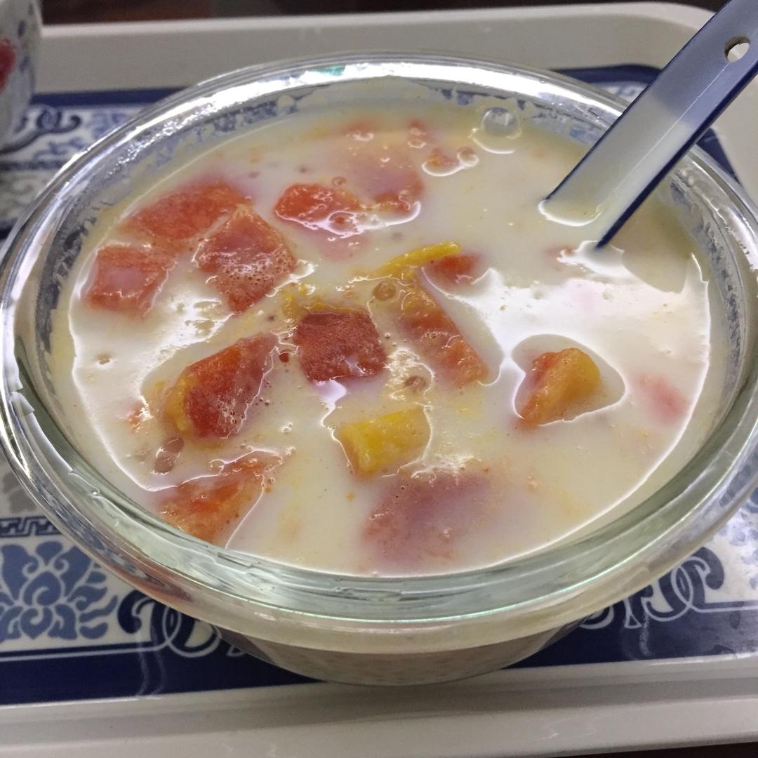 木瓜牛奶西米露