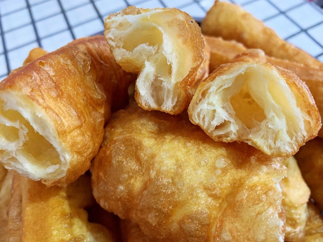 超好吃的鸡蛋酥脆油条